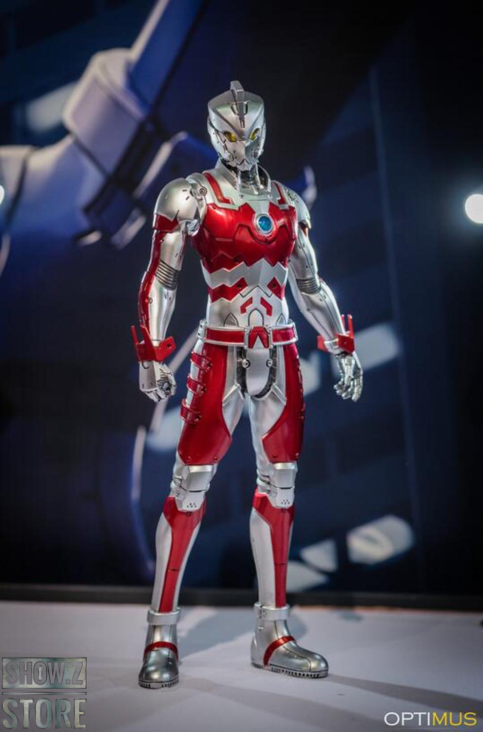 Ultraman Action Figure 1/6 Ultraman Ace Suit Anime Version 